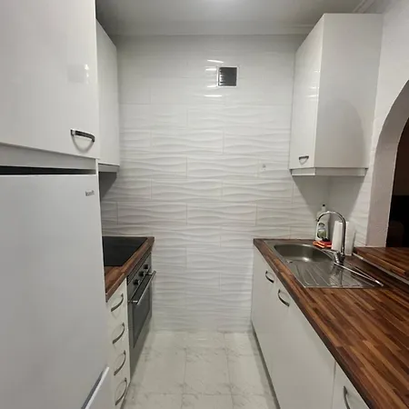 Seaviev Apartman *
